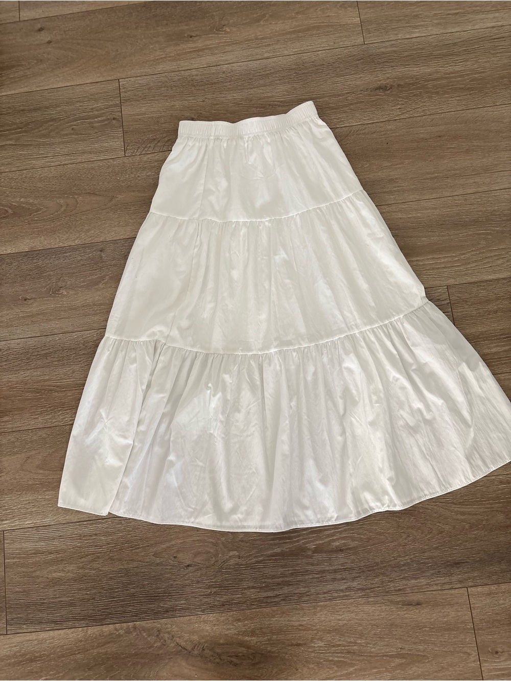 White Tiered Maxi Skirt with Elastic Waist - Picture 4 of 7